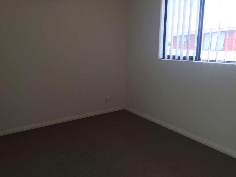 6/35 Brushfoot Boulevard, Success WA 6164