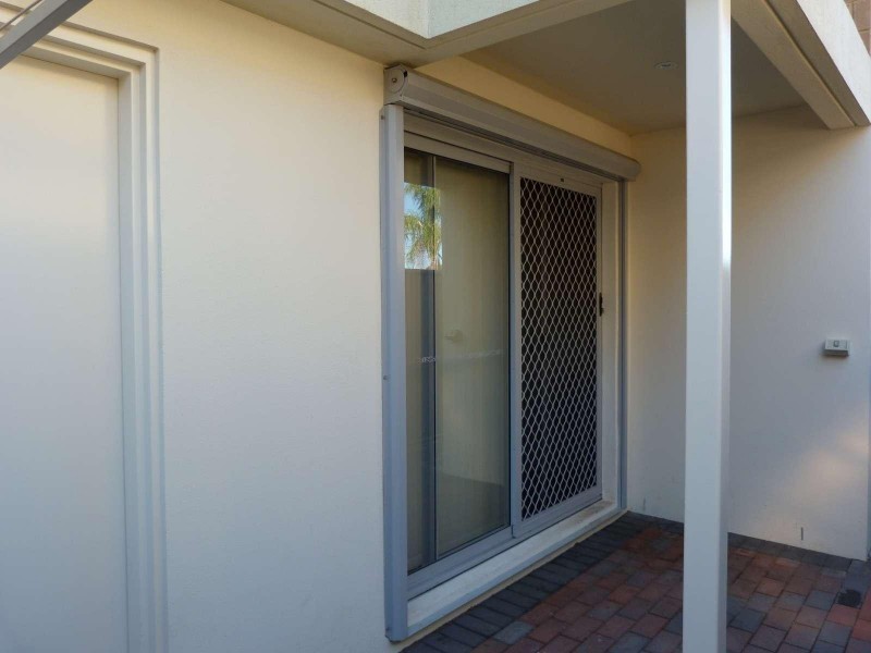 9/329 Sevenoaks Street, Cannington WA 6107