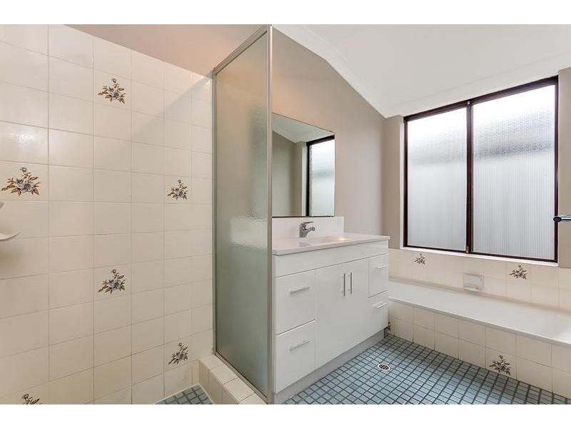 4 O’Donough Place, Beechboro WA 6063