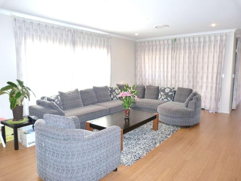 14 Harmony Way, Kewdale WA 6105