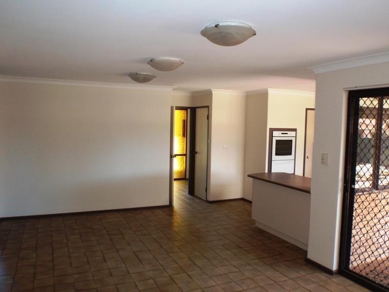 21 Berle Way, High Wycombe WA 6057