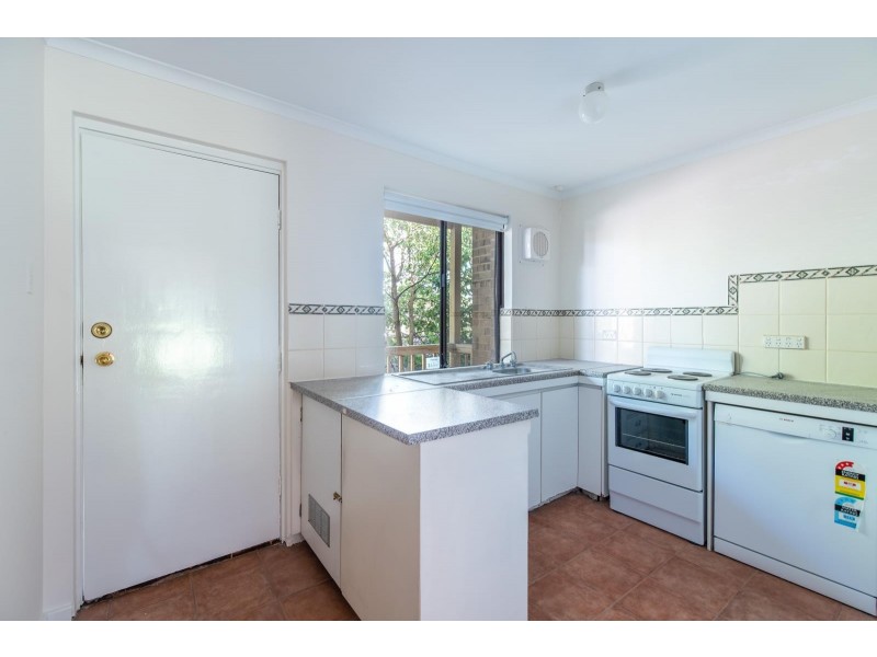 17/11 Brentham Street, Leederville WA 6007