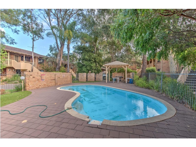 17/11 Brentham Street, Leederville WA 6007