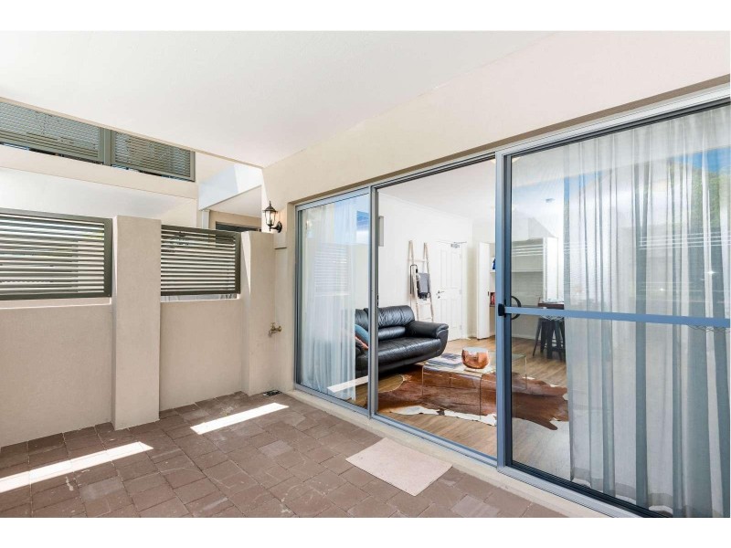 1/141 Railway Parade, Mount Lawley WA 6050