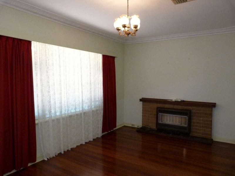 26 Frederick Road, Hamilton Hill WA 6163