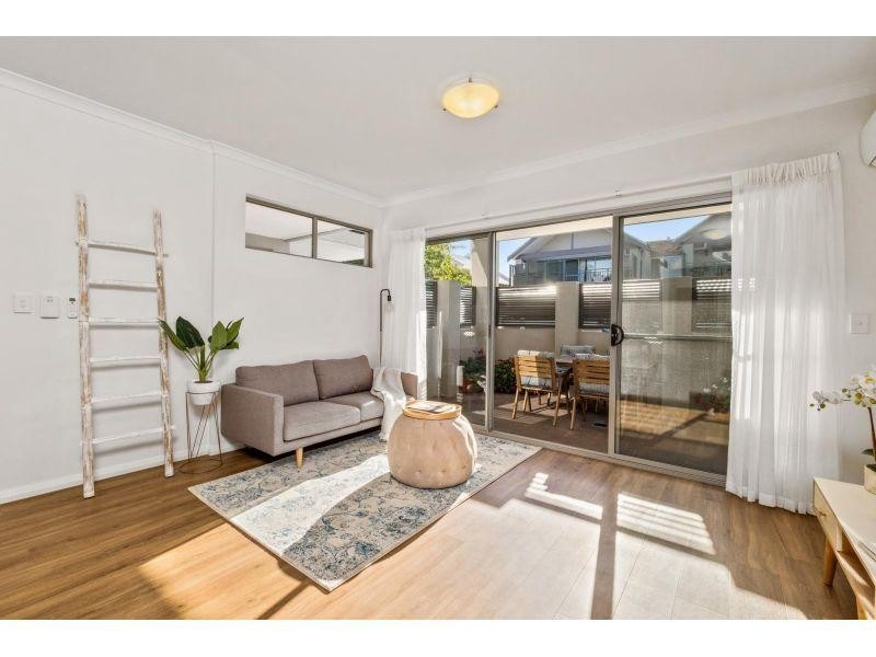 2/141 Railway Parade, Mount Lawley WA 6050