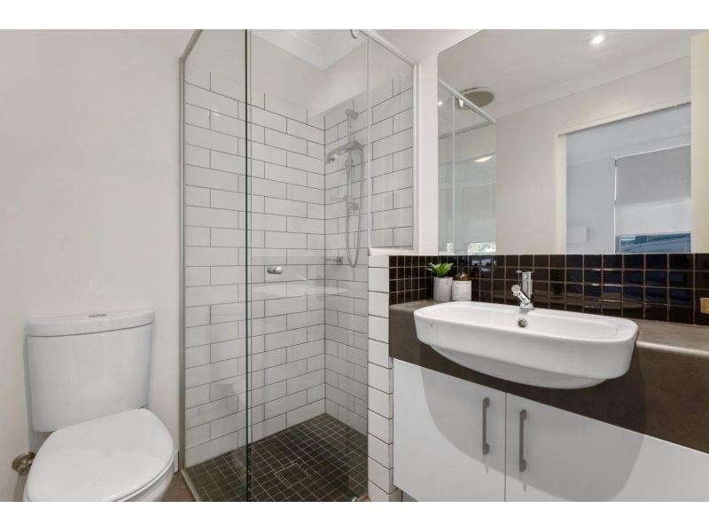 2/141 Railway Parade, Mount Lawley WA 6050