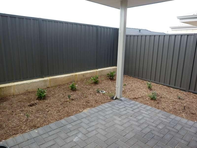 42 Dalvik Avenue, Merriwa WA 6030