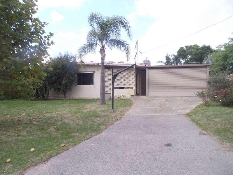 4 Paulina Way, Coolbellup WA 6163