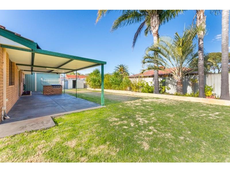 16 Grimrey Road, Lockridge WA 6054