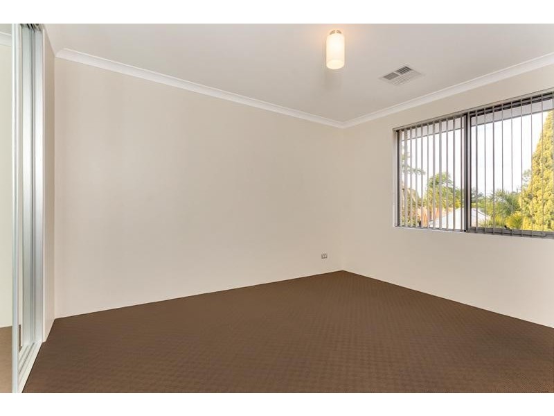 2/6 Cemy Place, Kewdale WA 6105