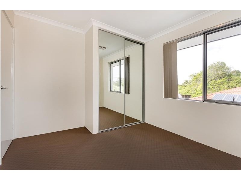 2/6 Cemy Place, Kewdale WA 6105