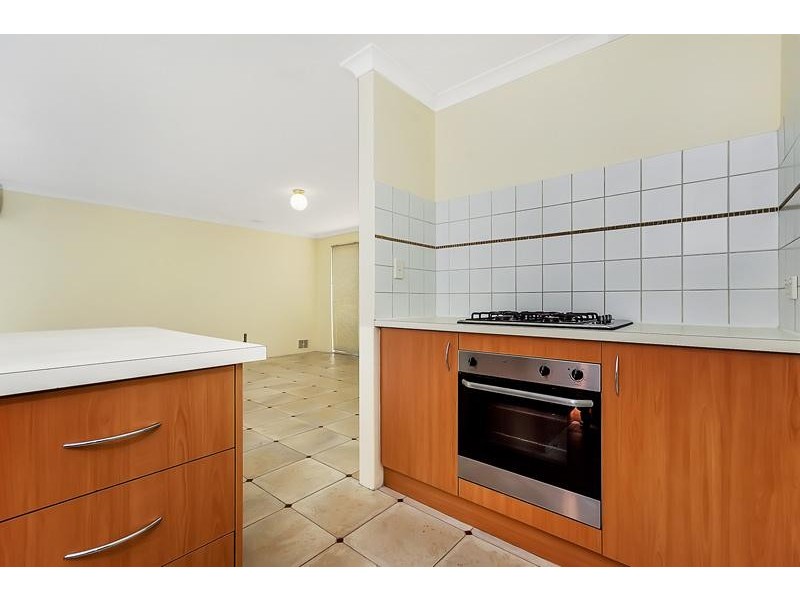 15 Grantham Place, Carlisle WA 6101