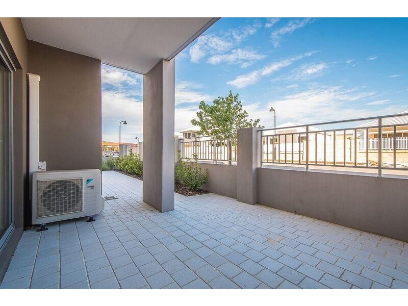 1/3 Villa Pass, Ellenbrook WA 6069