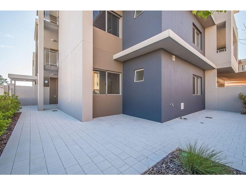 1/3 Villa Pass, Ellenbrook WA 6069