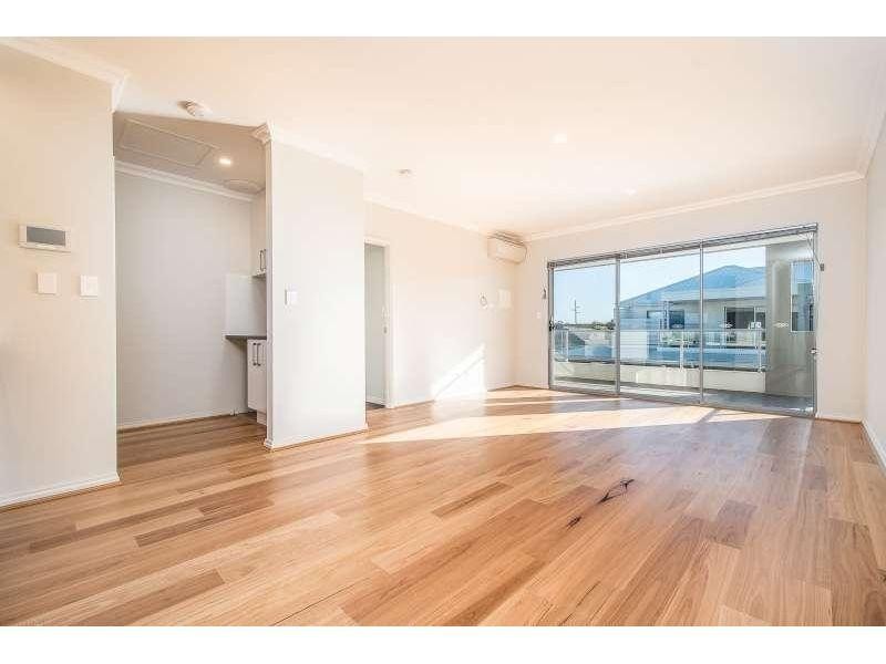 15/233 Wharf Street, Queens Park WA 6107