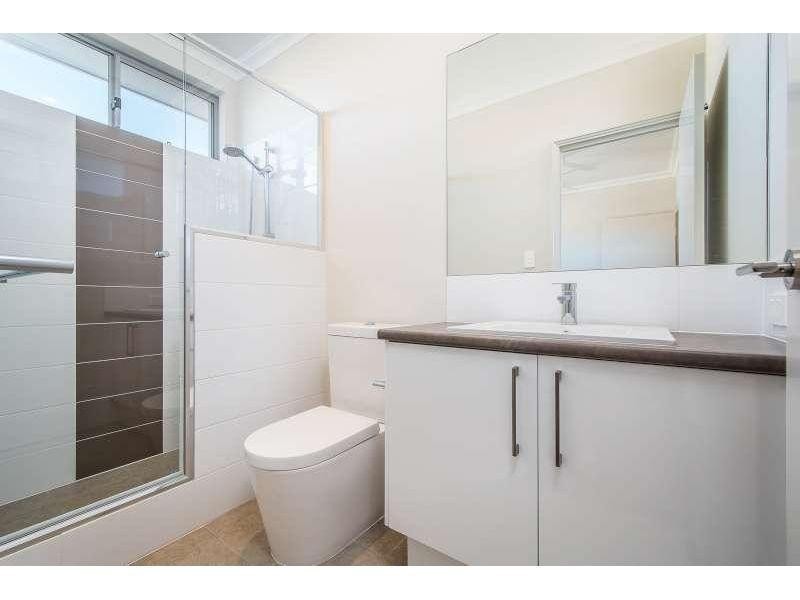 15/233 Wharf Street, Queens Park WA 6107