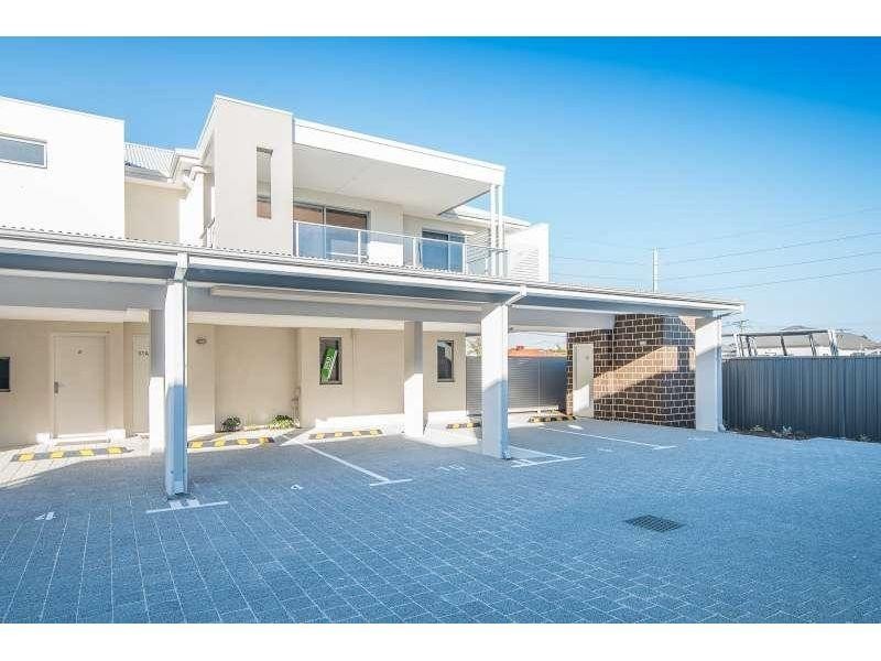 15/233 Wharf Street, Queens Park WA 6107