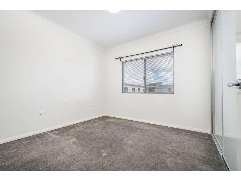 28/3 Villa Pass, Ellenbrook WA 6069