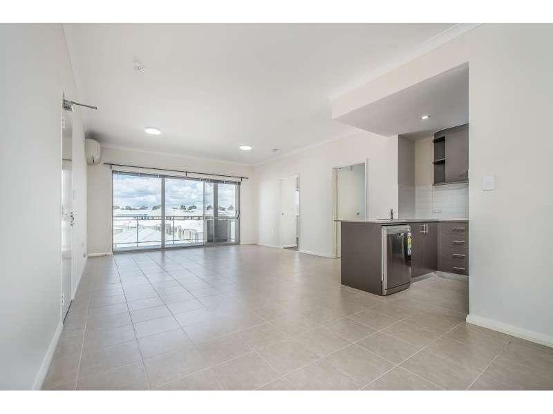 28/3 Villa Pass, Ellenbrook WA 6069