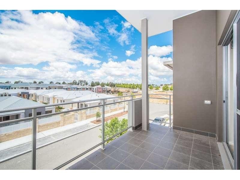 28/3 Villa Pass, Ellenbrook WA 6069