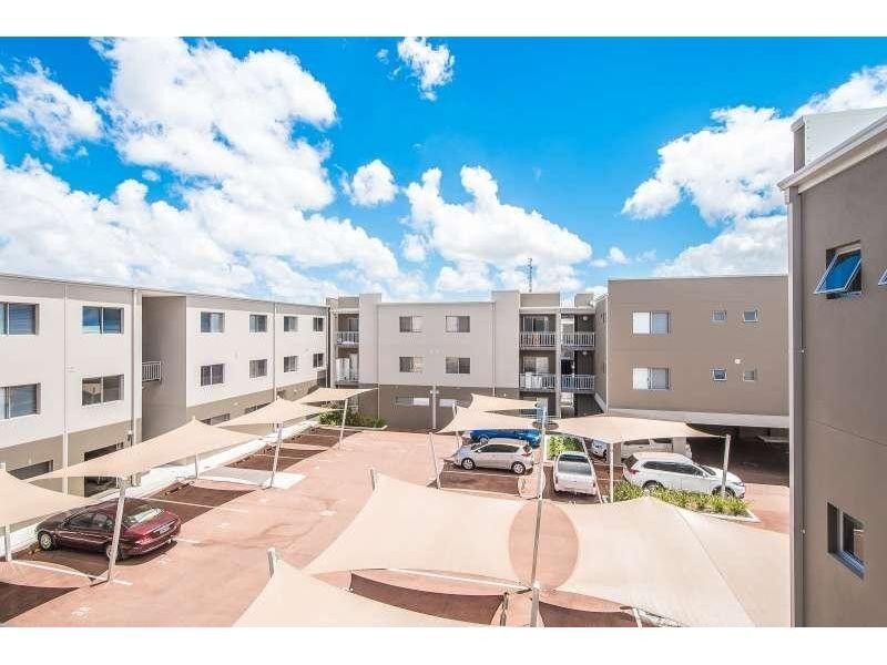 28/3 Villa Pass, Ellenbrook WA 6069