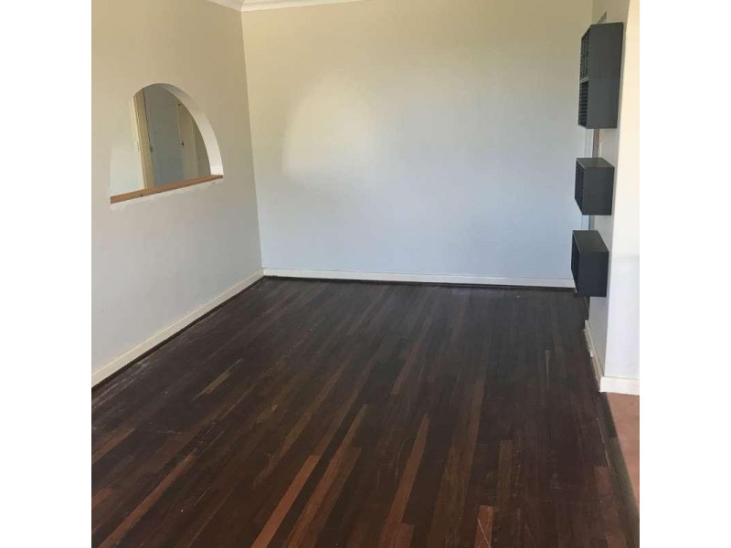 42 Gibbs Street, East Cannington WA 6107