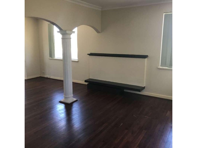 42 Gibbs Street, East Cannington WA 6107