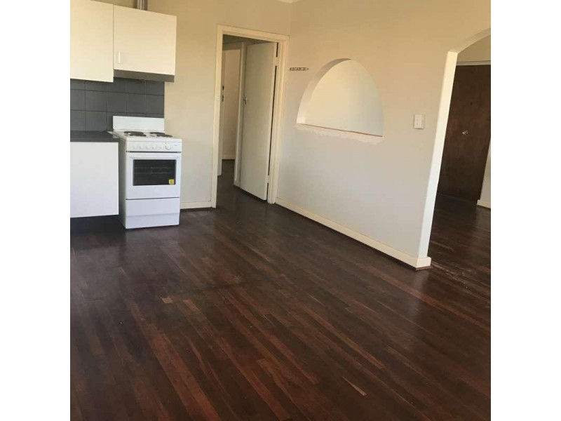 42 Gibbs Street, East Cannington WA 6107