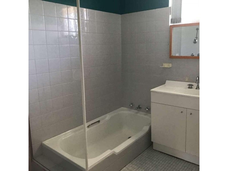 42 Gibbs Street, East Cannington WA 6107