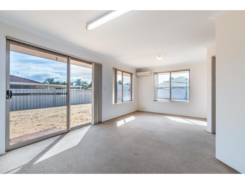 8 Carita Court, Maddington WA 6109