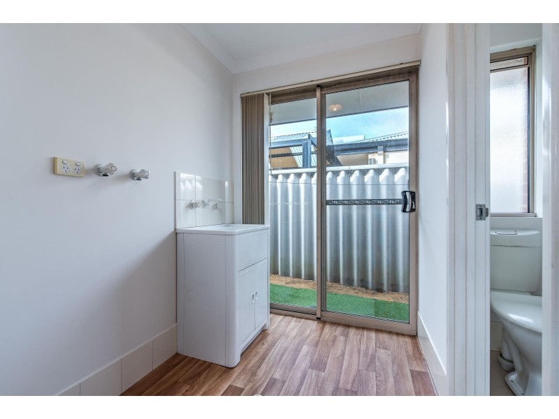 8 Carita Court, Maddington WA 6109