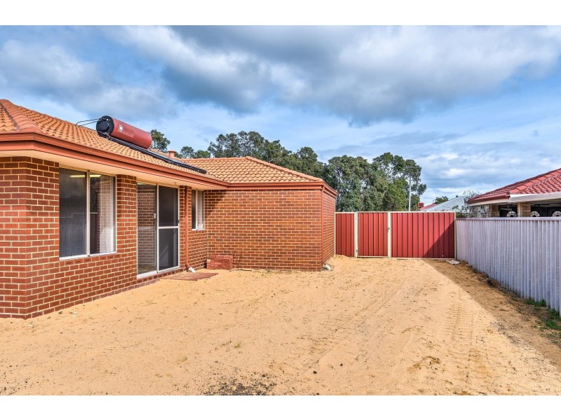 8 Carita Court, Maddington WA 6109