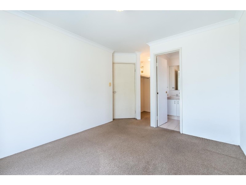 8 Carita Court, Maddington WA 6109