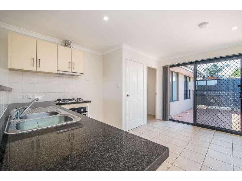 2/50 Norman Street, St James WA 6102