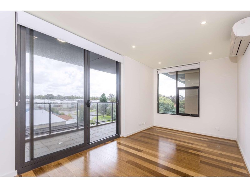 35/2 Marina Drive, Ascot WA 6104