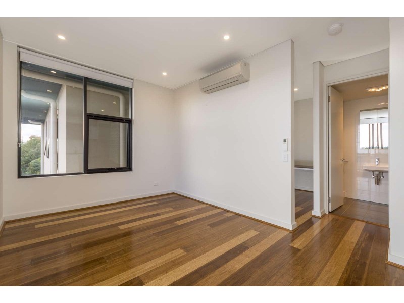 35/2 Marina Drive, Ascot WA 6104