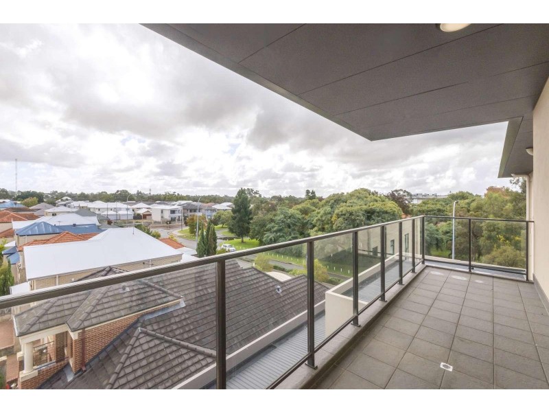 35/2 Marina Drive, Ascot WA 6104