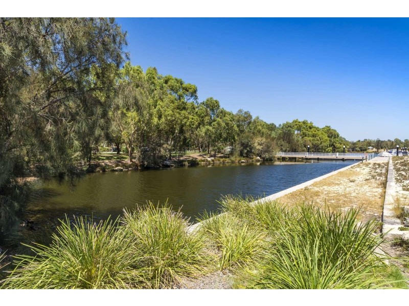 35/2 Marina Drive, Ascot WA 6104