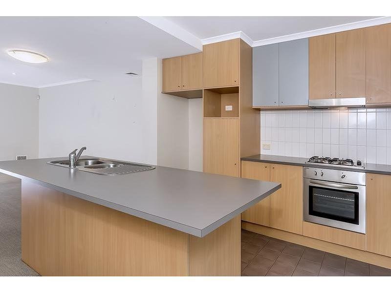 34/21 Bryanston Pass, Madeley WA 6065