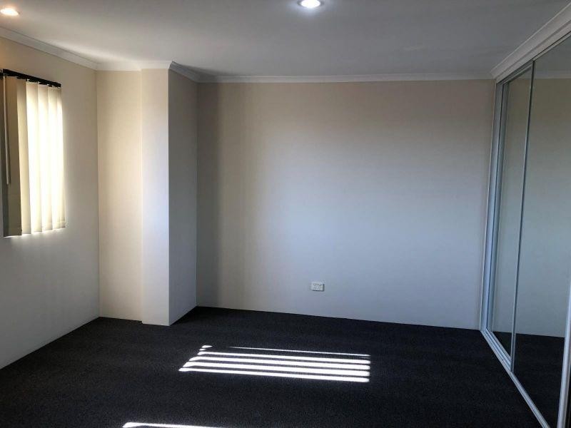 34/21 Bryanston Pass, Madeley WA 6065