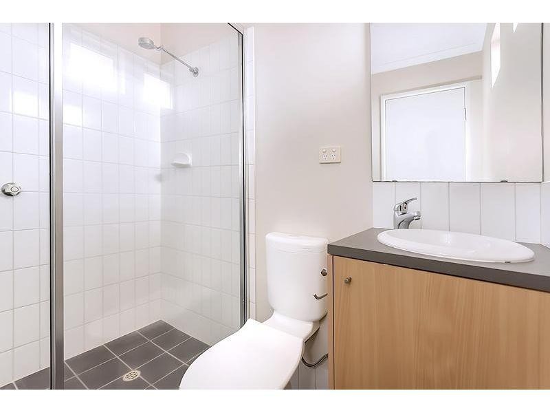 34/21 Bryanston Pass, Madeley WA 6065