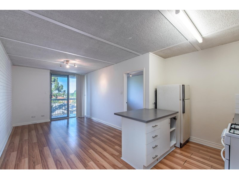 65/8 Kathleen Avenue, Maylands WA 6051