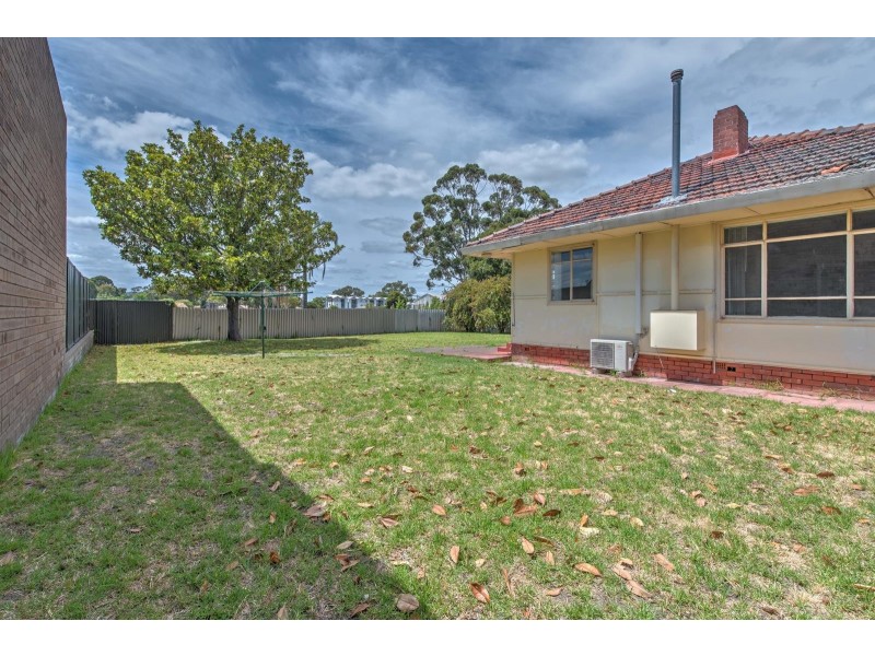 8 Olga Road, Maddington WA 6109