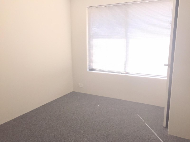 178 Hamilton Street, Queens Park WA 6107
