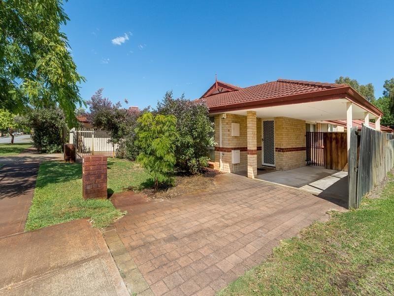 76 George Way, Cannington WA 6107