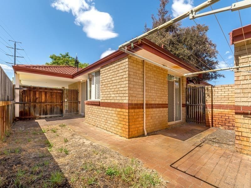 76 George Way, Cannington WA 6107