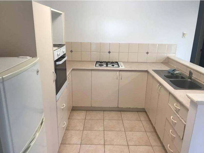 3/14 Warwick Street, St James WA 6102