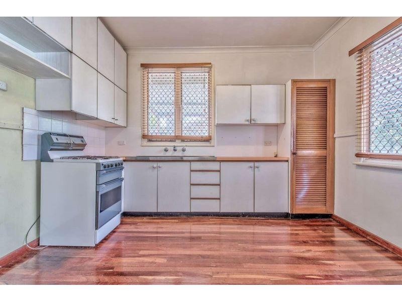 23 Pinedale Street, East Victoria Park WA 6101