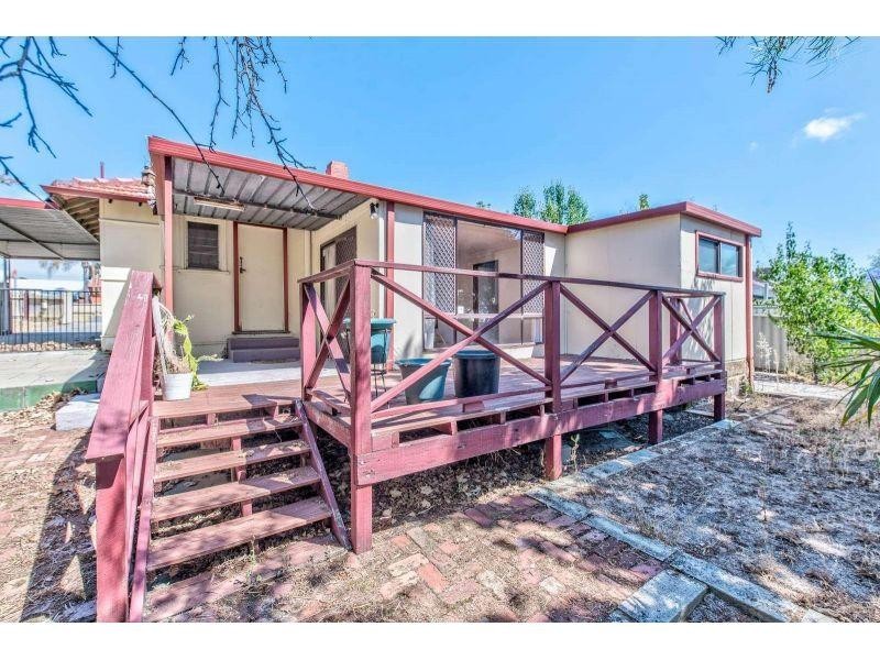 23 Pinedale Street, East Victoria Park WA 6101